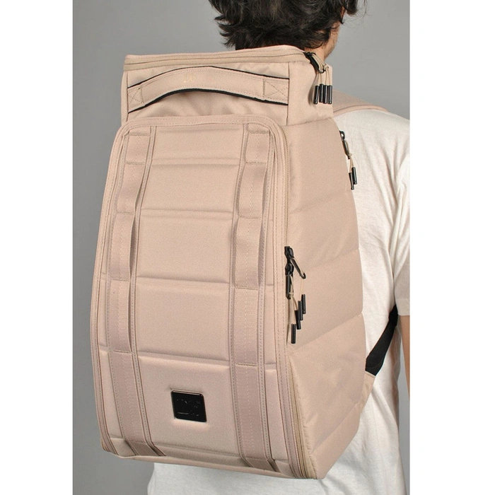 Plecak unisex Douchebags Hugger Backpack 25L podróżny miejski beżowy