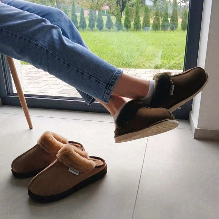 Kapcie damskie IRE SHOES ze skóry owczej naturalny kożuch futro ciepłe ręcznie szyte r. 37