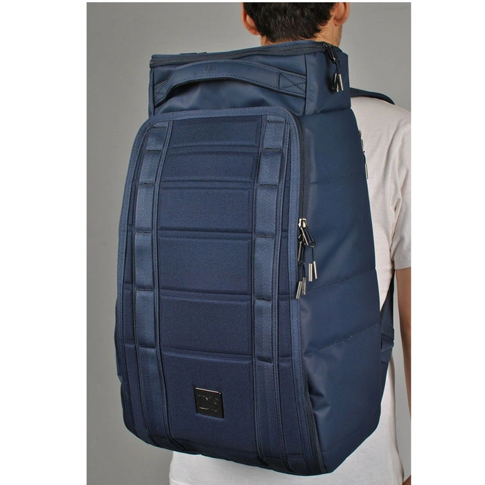 Plecak unisex Douchebags Hugger Backpack 25L podróżny miejski granatowy
