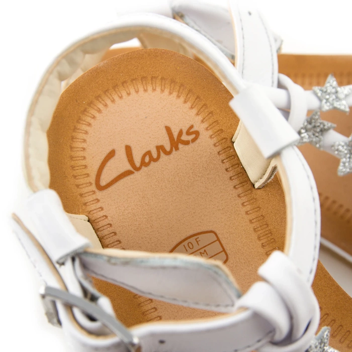 Sandały dziewczęce Clarks Finch skórzane białe w gwiazdki r. 28
